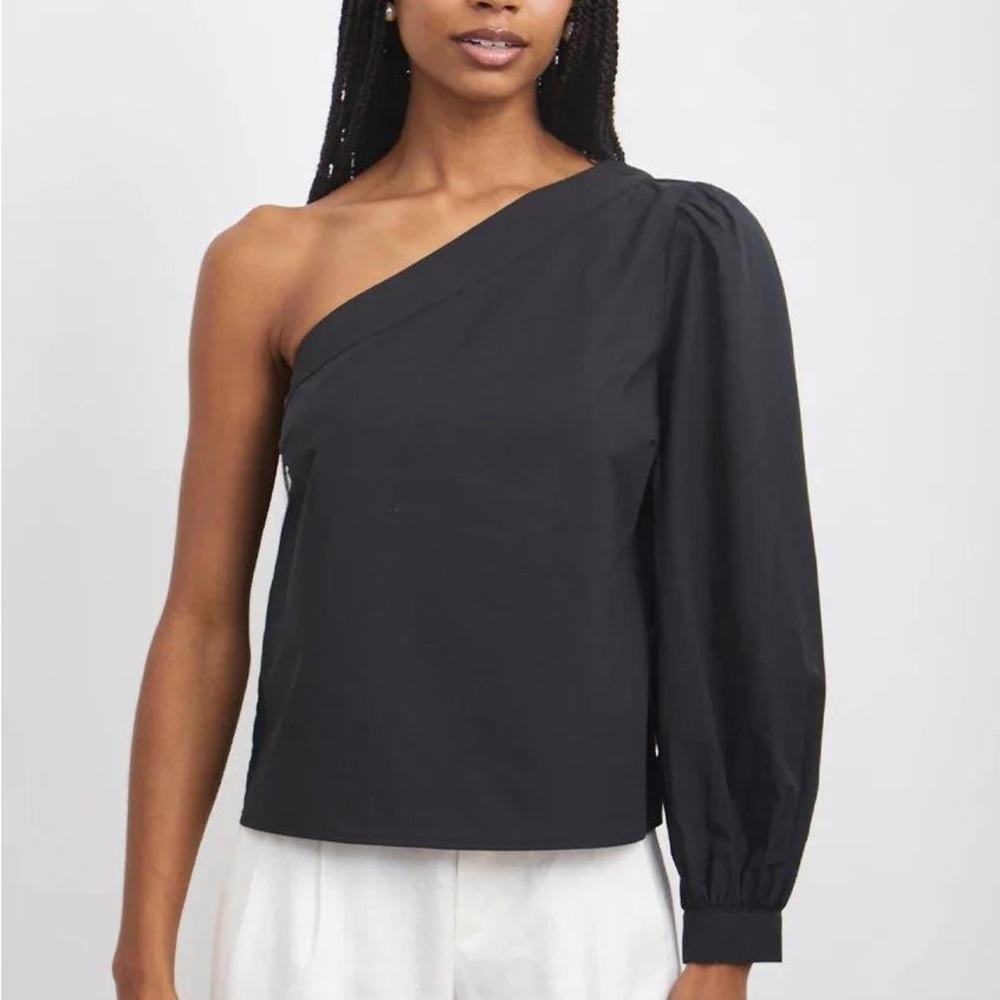 NWT Rails one sleeve blouse